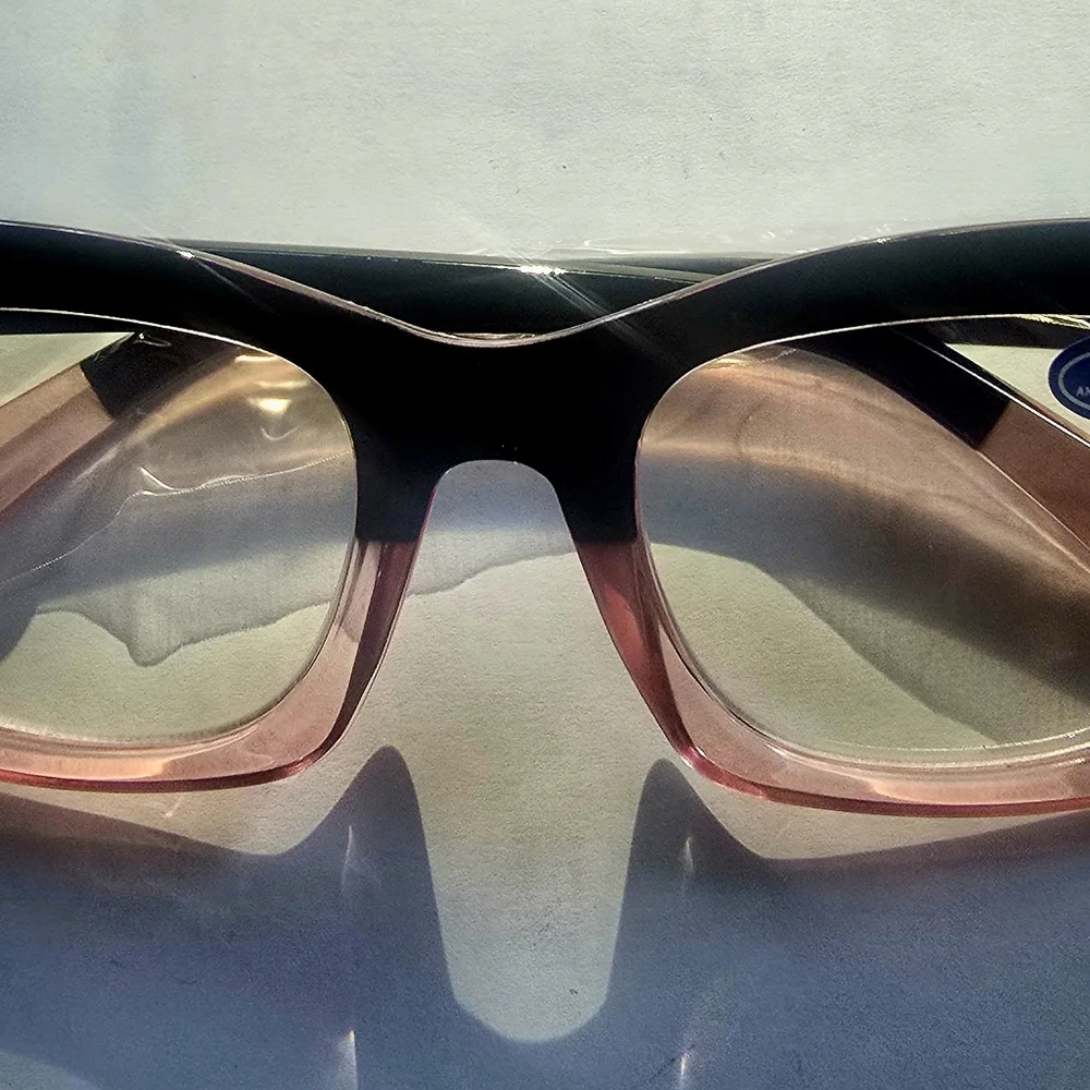 OPRAH STYLE TORTOISE &PINK SHELL +1.00 READER GLASSES